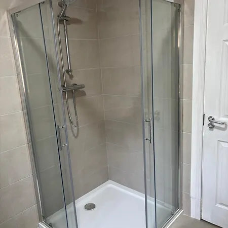 Проживание в семье Super Location Private R3 *