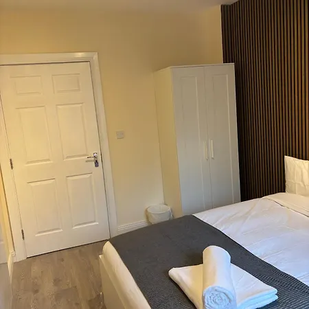 Проживание в семье Super Location Private R3 Дублин