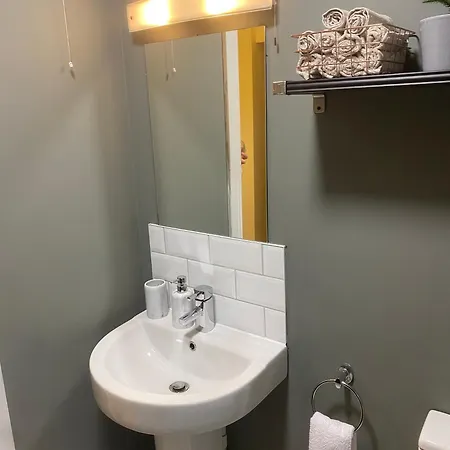 Проживание в семье Super Location Private R3 Дублин
